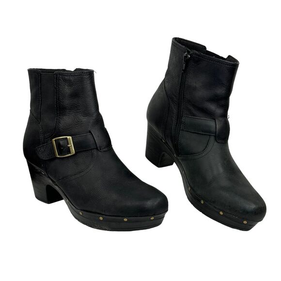 Womens Clarks Black Leather Studded Heeled Clogs Moto Buckle Boots Size 9.5 M - Picture 5 of 9